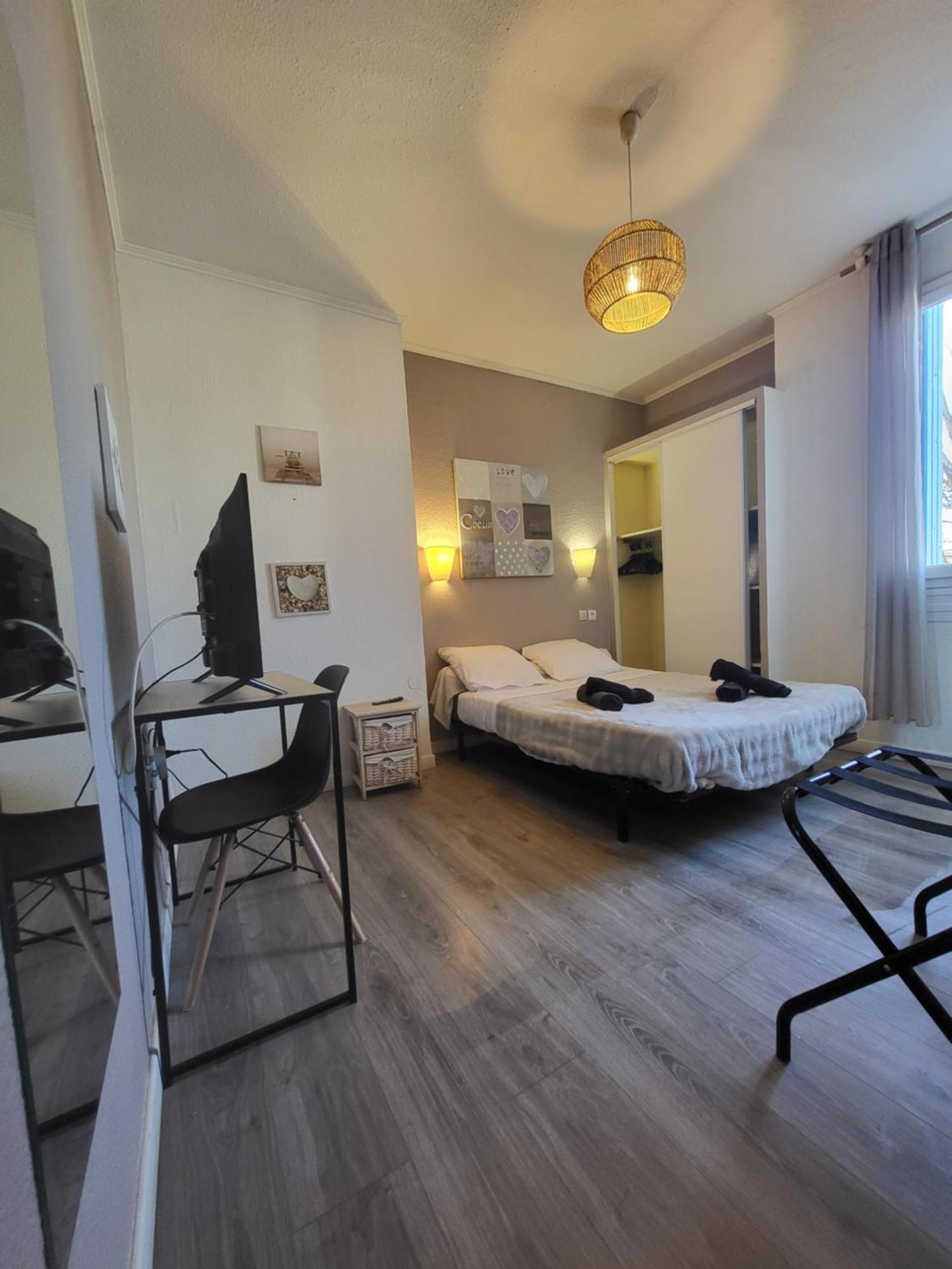 Hotel Le Chalet Valras-Plage Kültér fotó